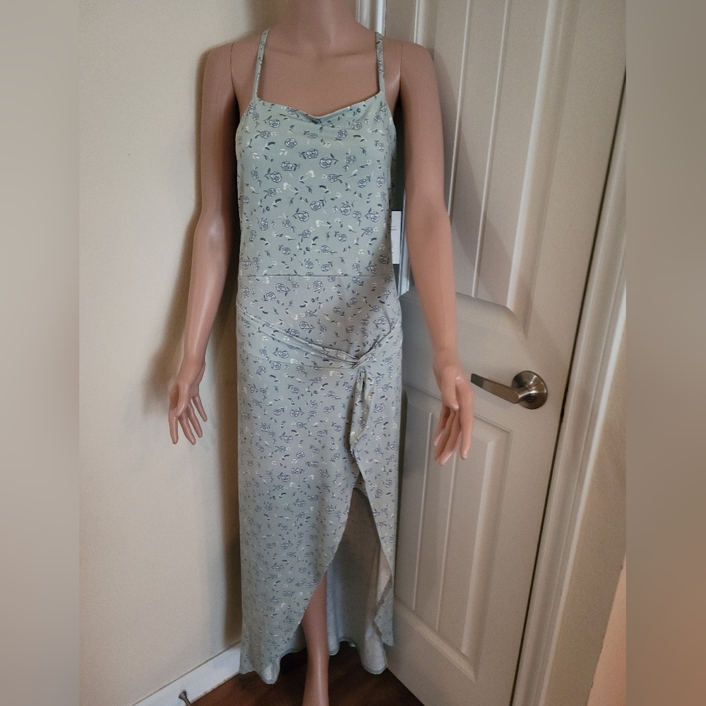 NWT! DRESS